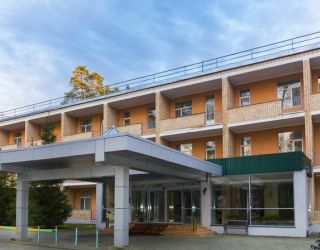 *Парк-отель "Покровское" (бывш. "Царский лес")