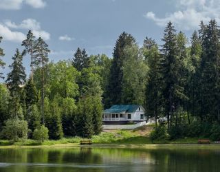 *Парк-отель "Покровское" (бывш. "Царский лес")