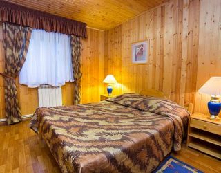 *Парк-отель "Покровское" (бывш. "Царский лес")