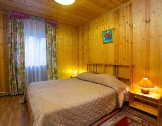 *Парк-отель "Покровское" (бывш. "Царский лес")