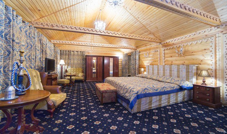 *Парк-отель "Покровское" (бывш. "Царский лес")