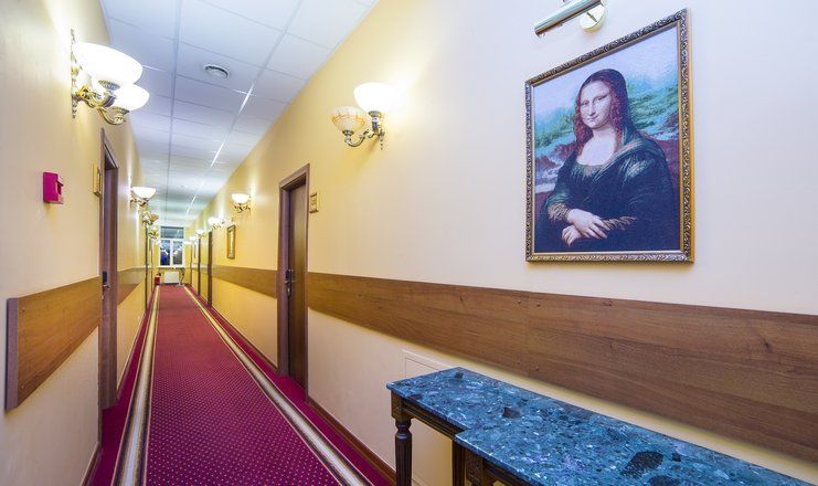 *Парк-отель "Покровское" (бывш. "Царский лес")